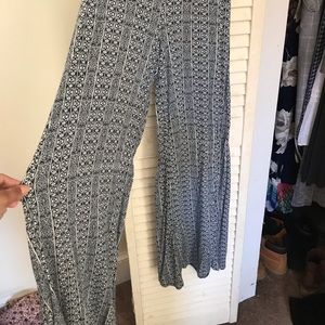 Flowy boho printed pants